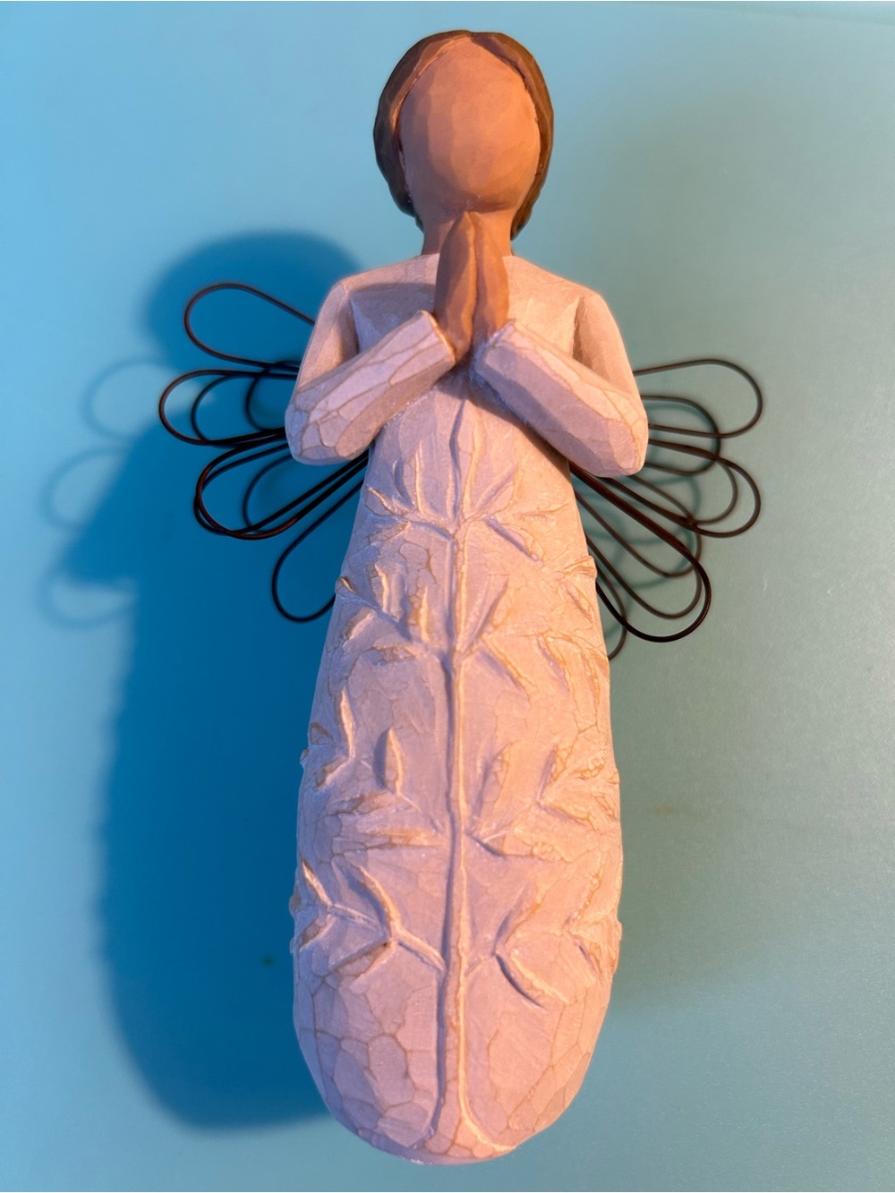 Willow Tree Cream Angel Figurine with Wire Loop Wings